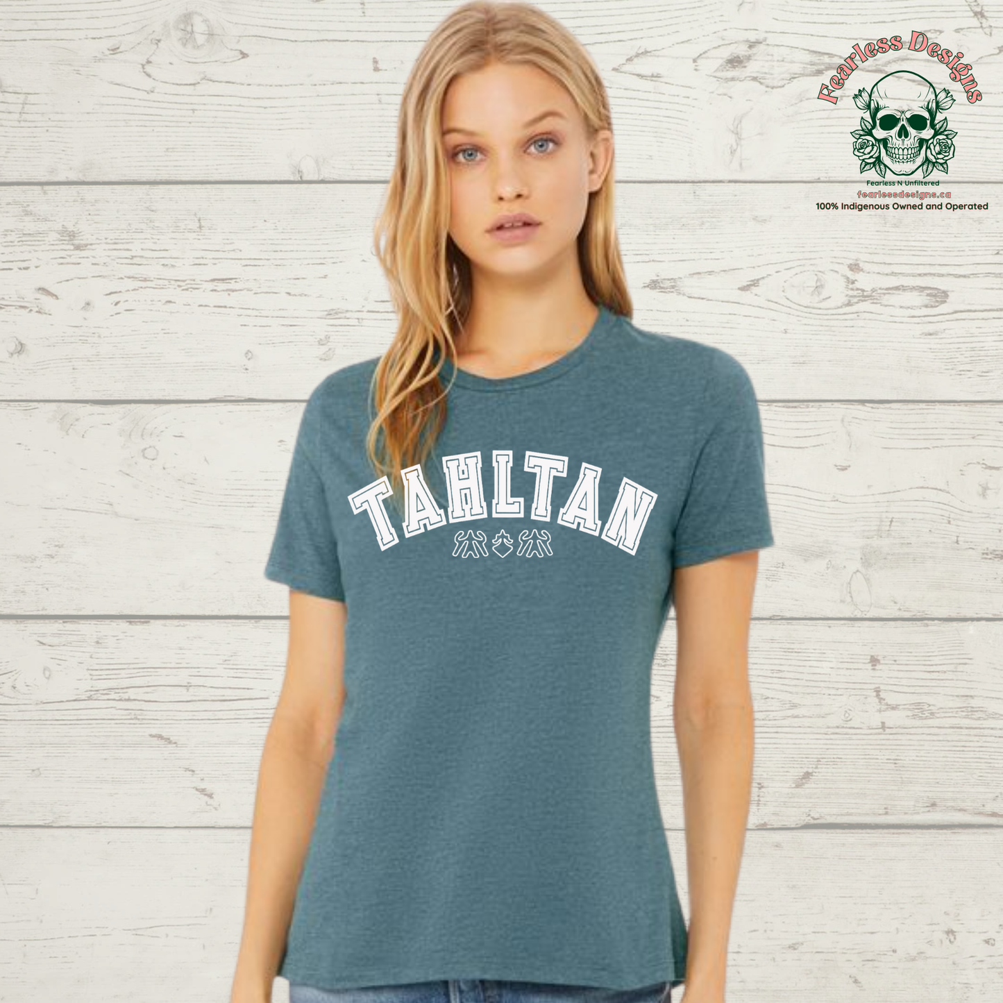 Tahltan with shapes ladies T-Shirt