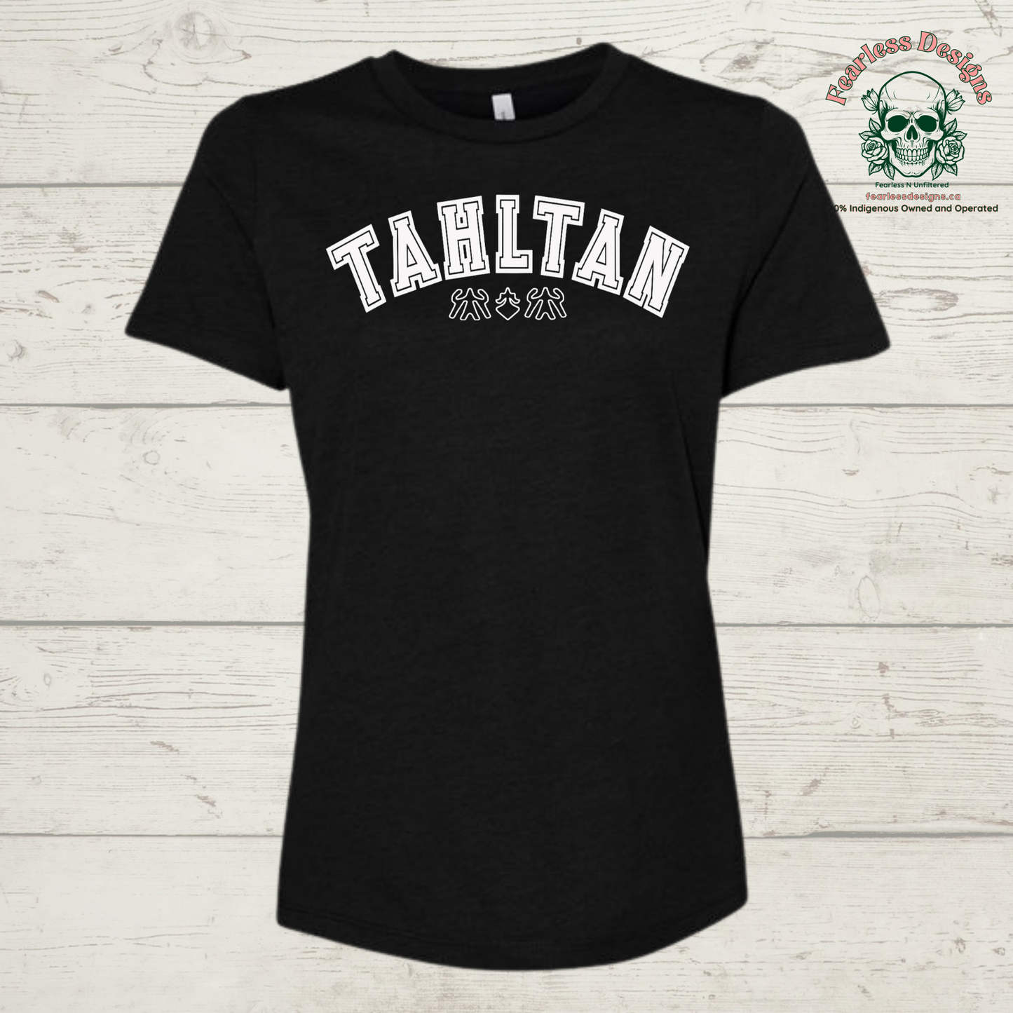 Tahltan with shapes ladies T-Shirt