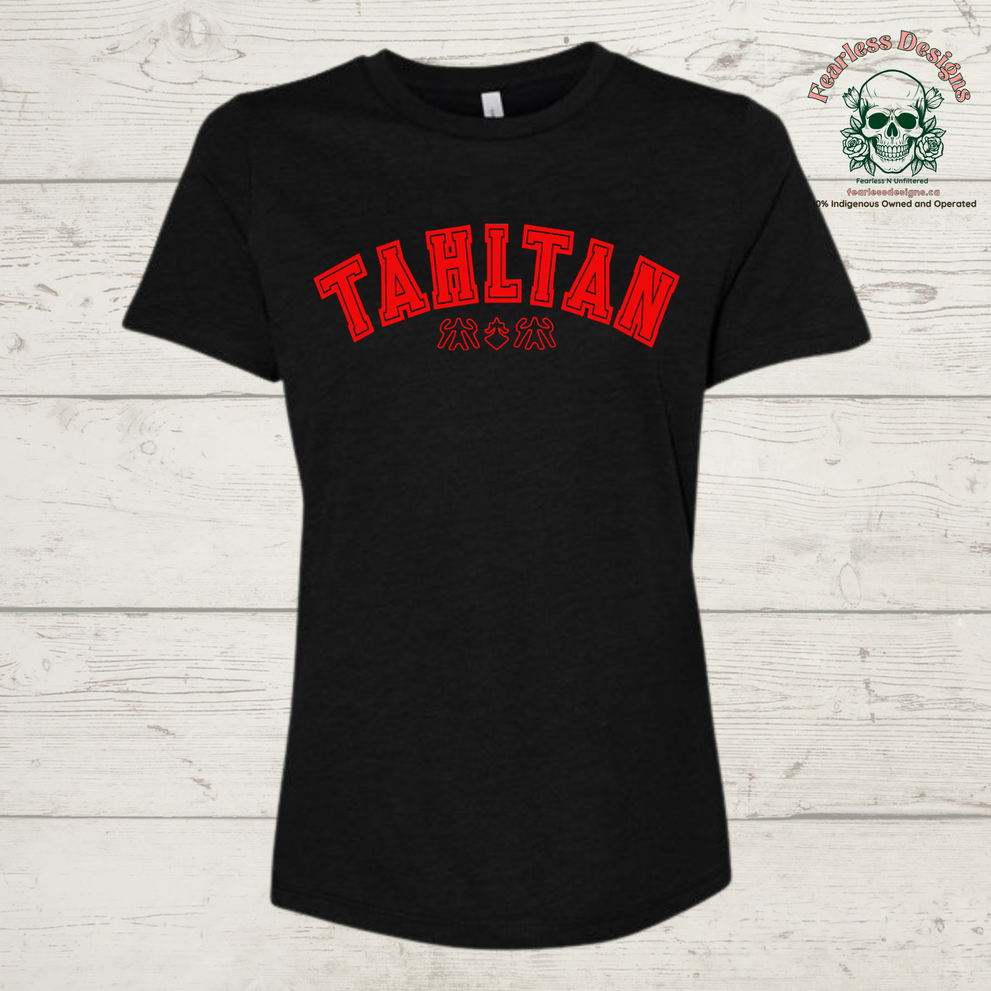 Tahltan with shapes ladies T-Shirt